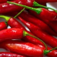 Il peperoncino fa dimagrire? Benefici e controindicazioni